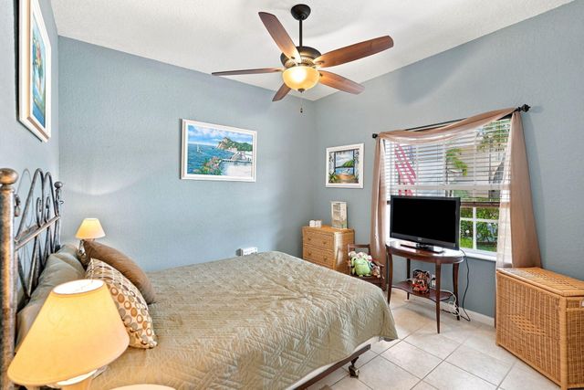 8680 GOLD CAY, West Palm Beach, FL 33411