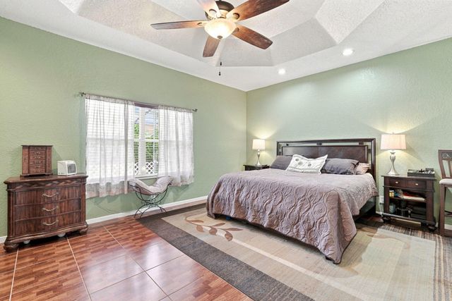 8680 GOLD CAY, West Palm Beach, FL 33411