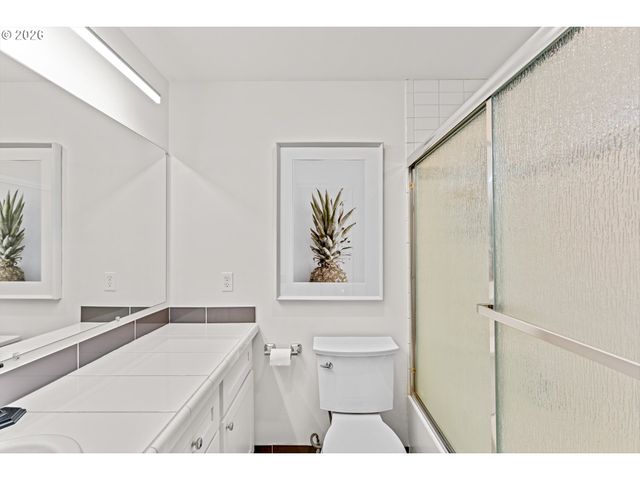 706 Se 47TH Ave, Hillsboro, OR 97123