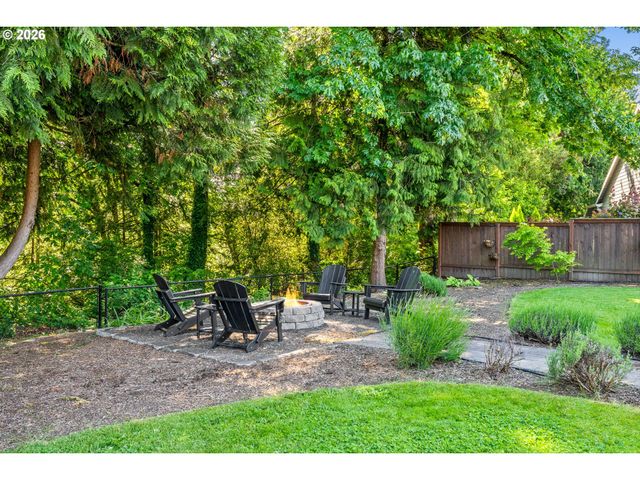 706 Se 47TH Ave, Hillsboro, OR 97123