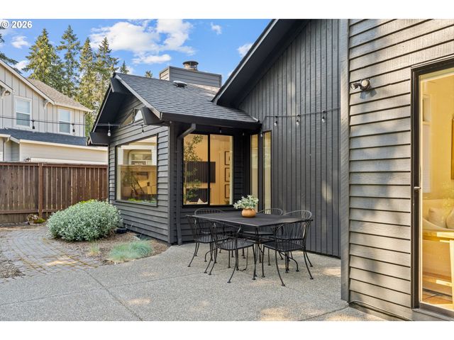 706 Se 47TH Ave, Hillsboro, OR 97123