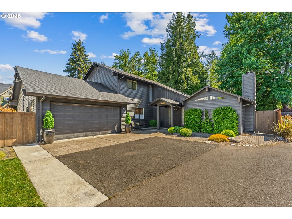 706 Se 47TH Ave, Hillsboro, OR 97123