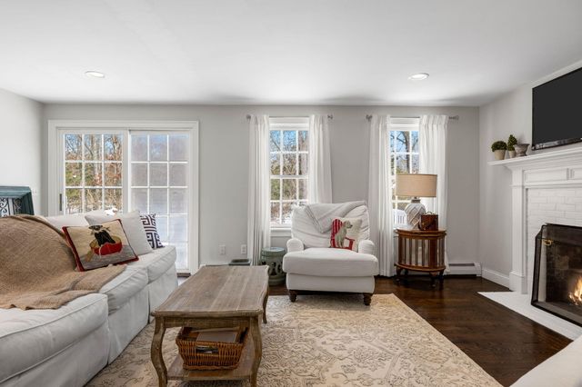 16 Newtown Road, Sandwich, MA 02563