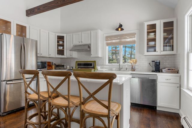 16 Newtown Road, Sandwich, MA 02563