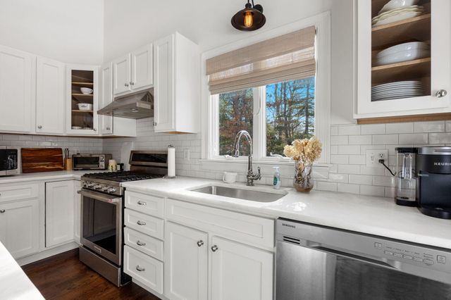 16 Newtown Road, Sandwich, MA 02563