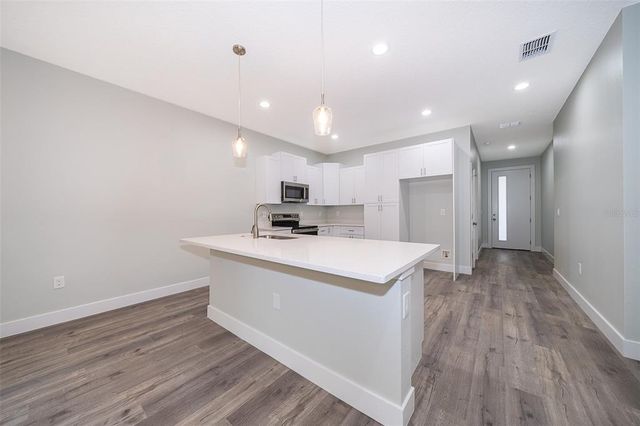 2712 ALAMO DRIVE, Orlando, FL 32805