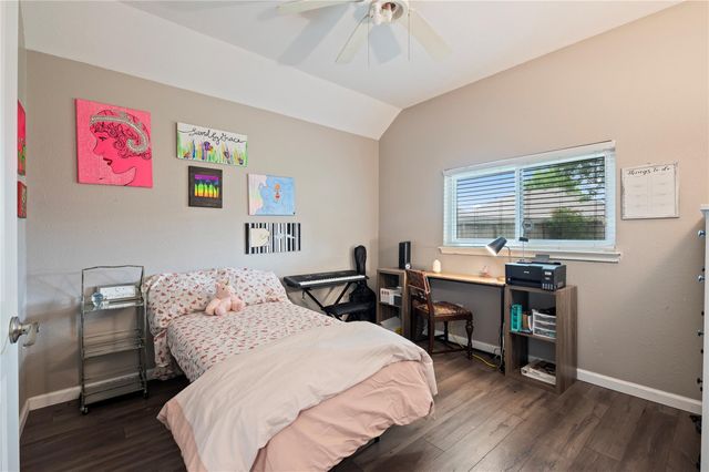 3727 Nichols Avenue, Dickinson, TX 77539