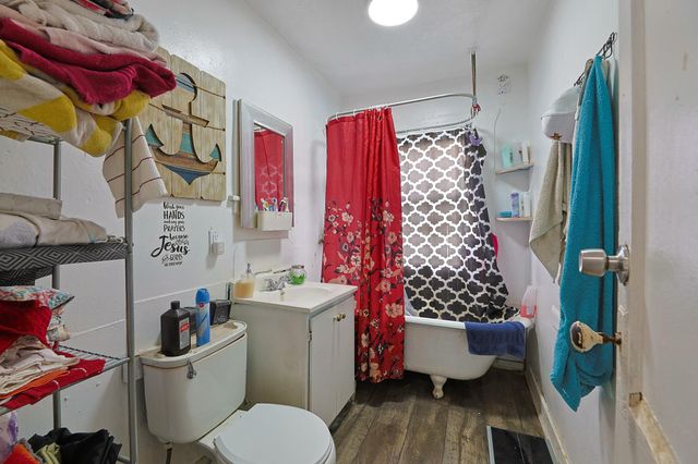 702 72nd Street, Houston, TX 77011