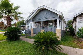 702 72nd Street, Houston, TX 77011