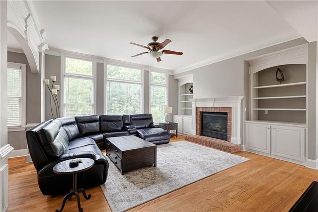 227 Oakwind Point, Acworth, GA 30101