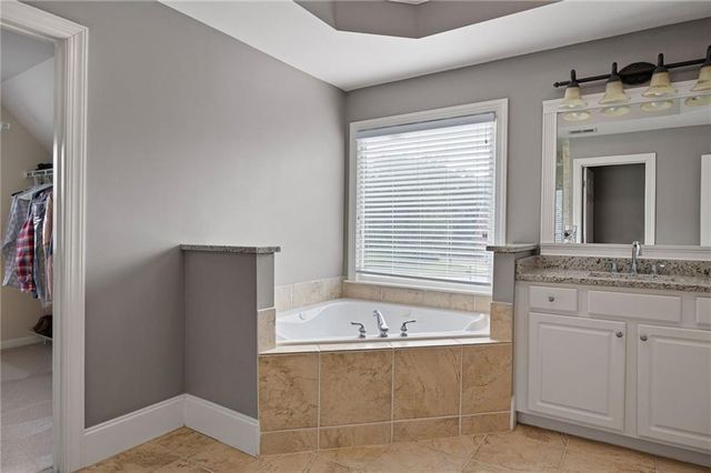227 Oakwind Point, Acworth, GA 30101