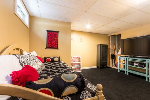 58 Maple Street, Buzzards Bay, MA 02532