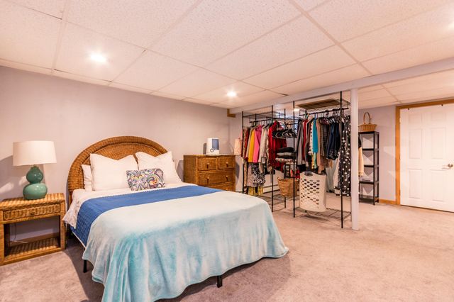 58 Maple Street, Buzzards Bay, MA 02532