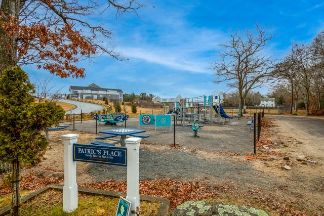 58 Maple Street, Buzzards Bay, MA 02532