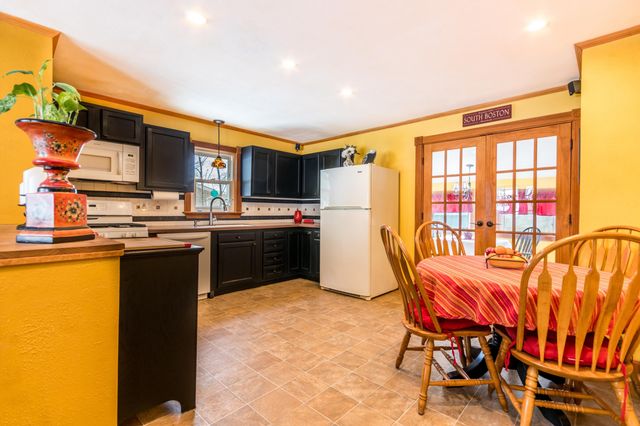 58 Maple Street, Buzzards Bay, MA 02532