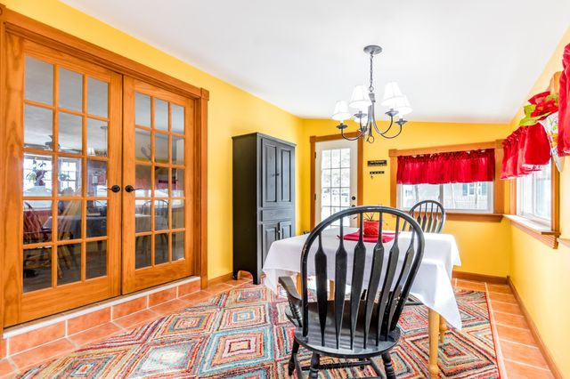 58 Maple Street, Buzzards Bay, MA 02532