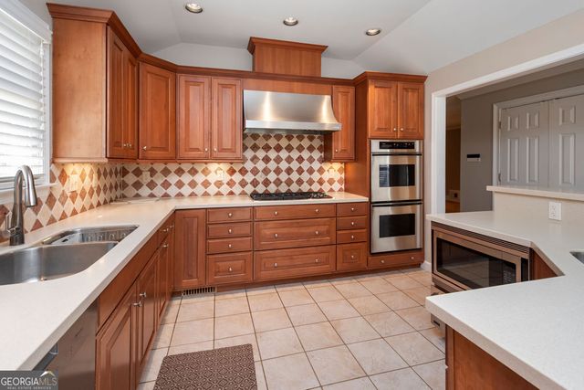 105 Oak Ridge Drive, Sharpsburg, GA 30277