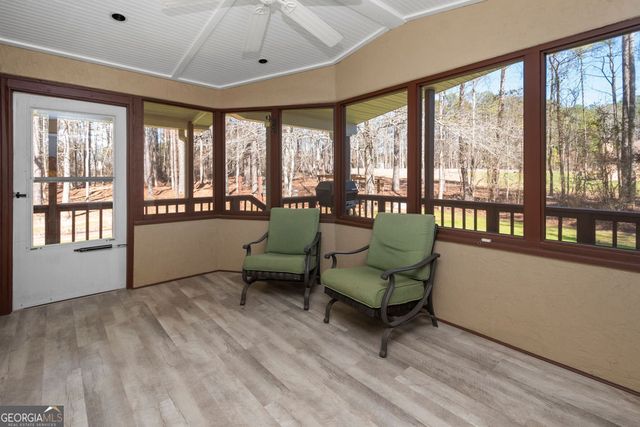 105 Oak Ridge Drive, Sharpsburg, GA 30277