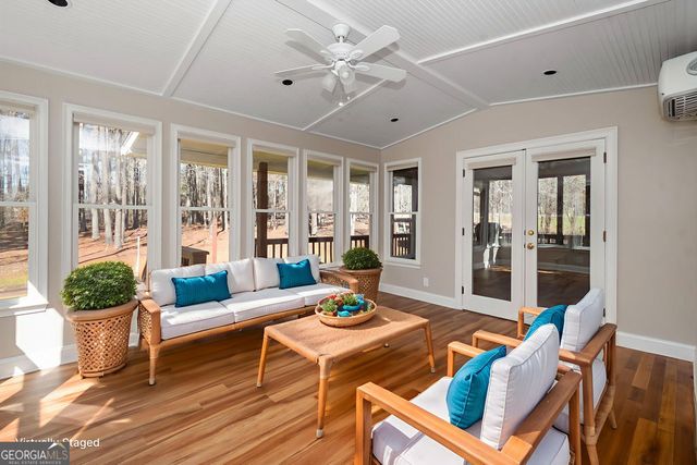 105 Oak Ridge Drive, Sharpsburg, GA 30277