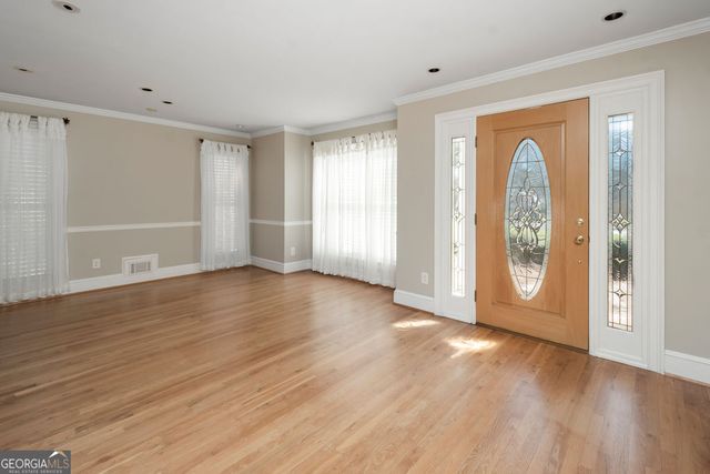 105 Oak Ridge Drive, Sharpsburg, GA 30277