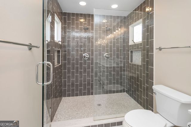 105 Oak Ridge Drive, Sharpsburg, GA 30277