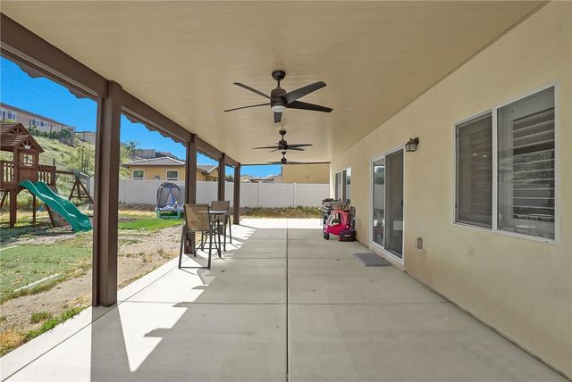 30853 Pony Express, Winchester, CA 92596