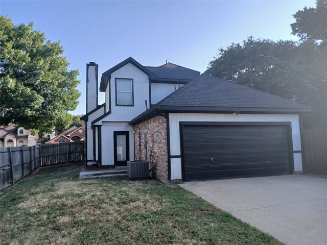 4305 Sierra Drive, Grand Prairie, TX 75052