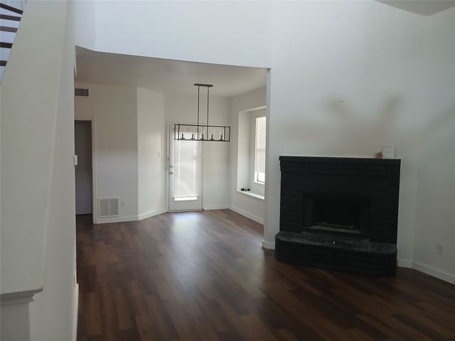 4305 Sierra Drive, Grand Prairie, TX 75052