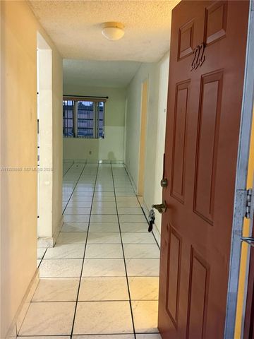 1400 NE 191st St 222, Miami, FL 33179