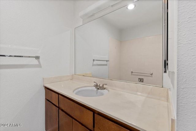 6438 E BUTTE Street 2, Mesa, AZ 85205