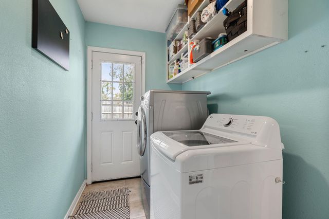 5230 Saxon Drive, Houston, TX 77092