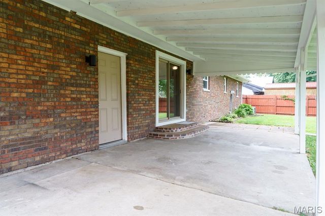 2574 Stratford Lane, Granite City, IL 62040