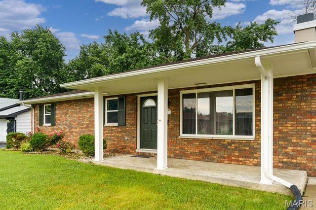 2574 Stratford Lane, Granite City, IL 62040