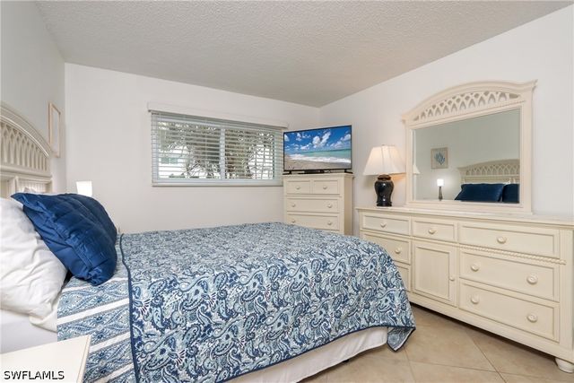 766 Central AVE 119, Naples, FL 34102