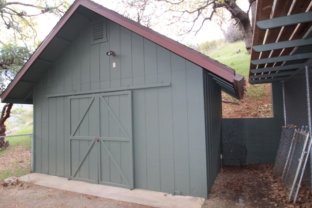 475 John Lewis Drive, Pierpoint Springs, CA 93265