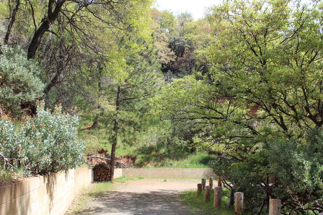 475 John Lewis Drive, Pierpoint Springs, CA 93265