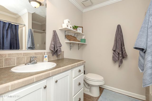 611 Peach Street, 611, D'iberville, MS 39540