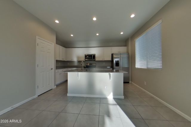8628 E POSADA Avenue, Mesa, AZ 85212