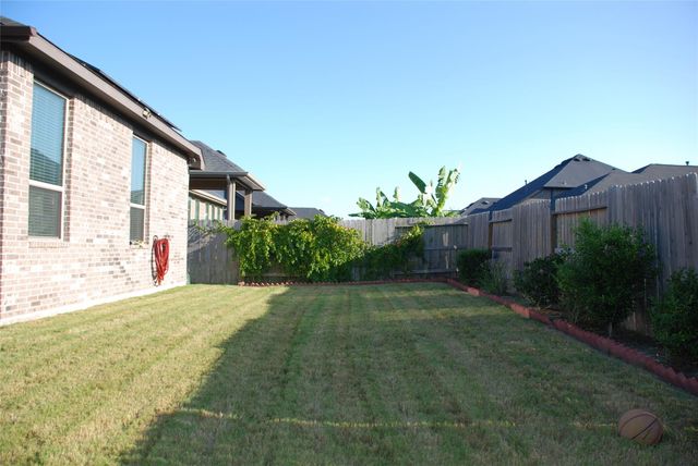 17506 White Baneberry Drive, Conroe, TX 77385