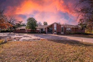 4703 Looman St, Wichita, KS 67220