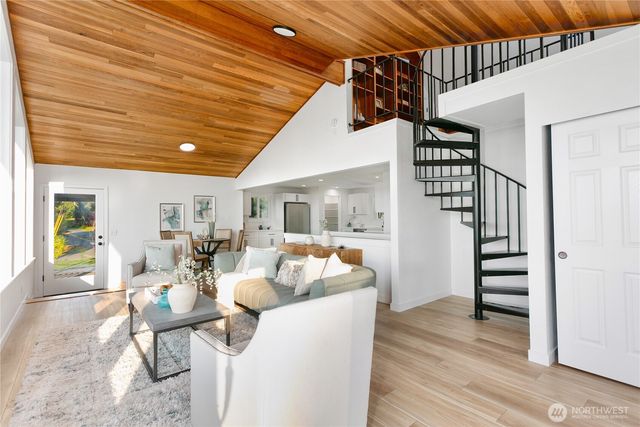 27405 Lofall Court NW, Poulsbo, WA 98370