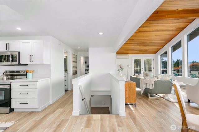 27405 Lofall Court NW, Poulsbo, WA 98370