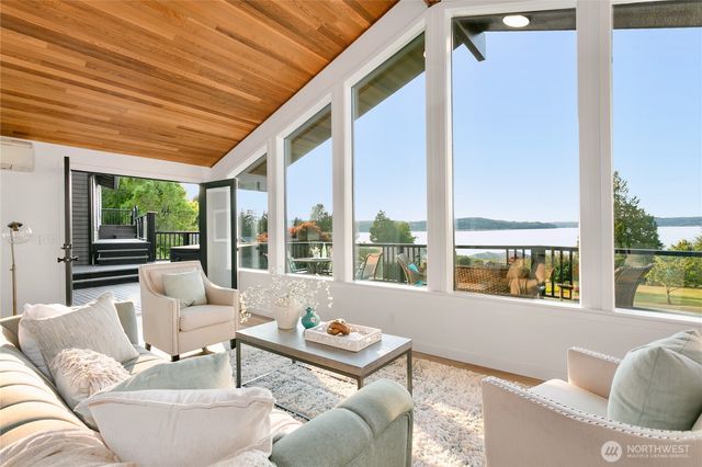 27405 Lofall Court NW, Poulsbo, WA 98370