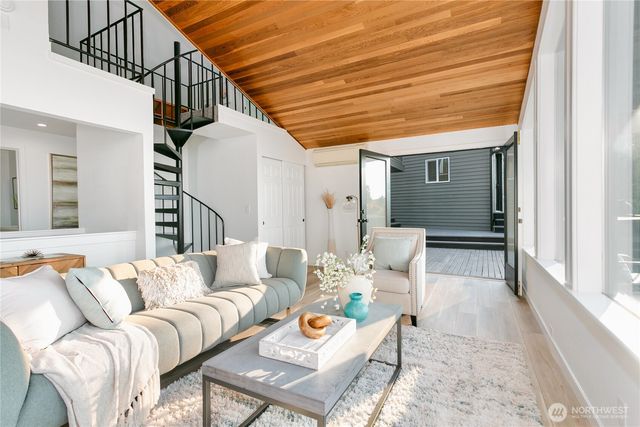 27405 Lofall Court NW, Poulsbo, WA 98370