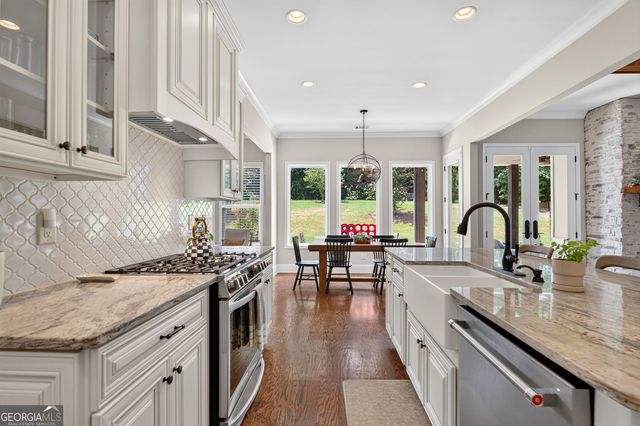 845 Walnut River Trail, Hoschton, GA 30548