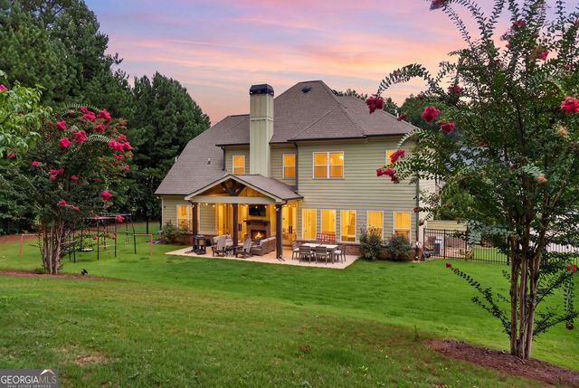 845 Walnut River Trail, Hoschton, GA 30548