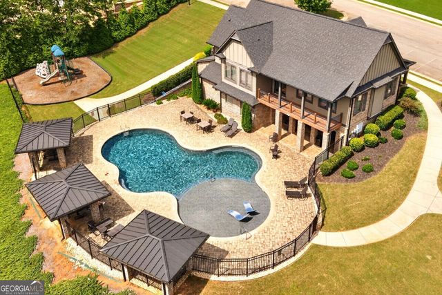 845 Walnut River Trail, Hoschton, GA 30548