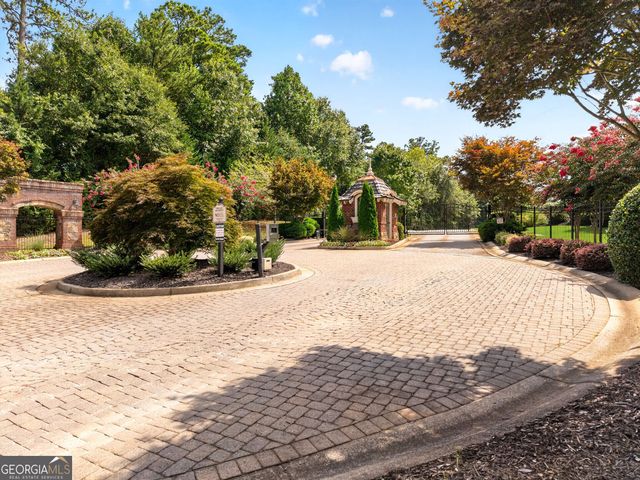 845 Walnut River Trail, Hoschton, GA 30548