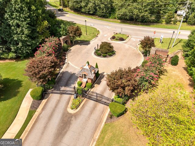 845 Walnut River Trail, Hoschton, GA 30548