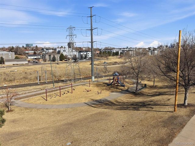 1087 Wolff St, Denver, CO 80204